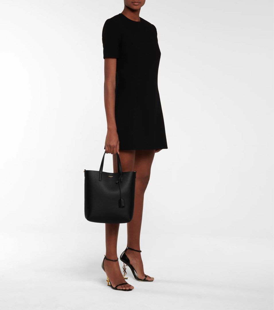 Saint laurent toy shopping leather tote store