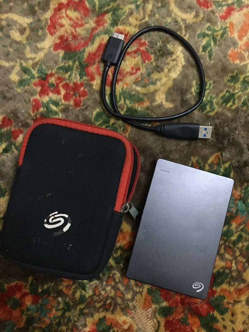 seagate hard drive 516gb (Category: Hard Disks & Thumbdrives) located in Cainta. Submitted by iubelle (Listing ID 1340655987, Image 1). Description: paki message po ako sa number ko para maka reply. hindi po ako makareply diyo. tnx.