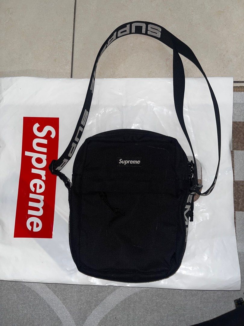 Champion shoulder bag ss18 2025