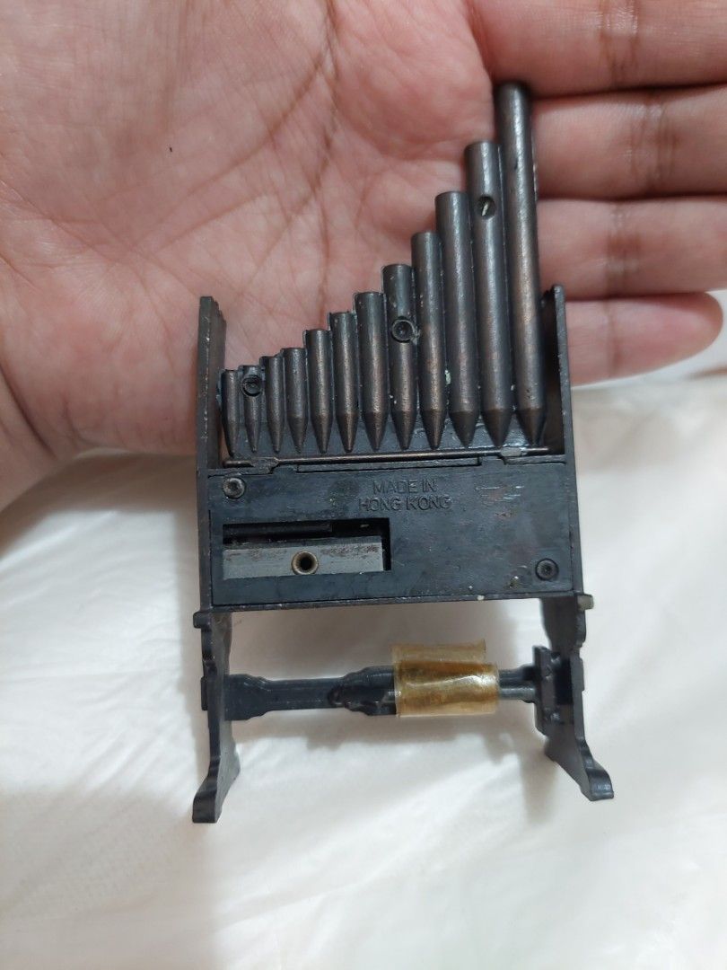 Vintage Piano Metal Pencil Sharpener (Category: Vintage Collectibles) located in Galimuyod. Submitted by royalforest.76e82f (Listing ID 1340651928, Image 2). Description: Intact body. May nakatape na metal na susi sa paanan nya. I don't know what that key opens. pm for more info. thank you. 😊.