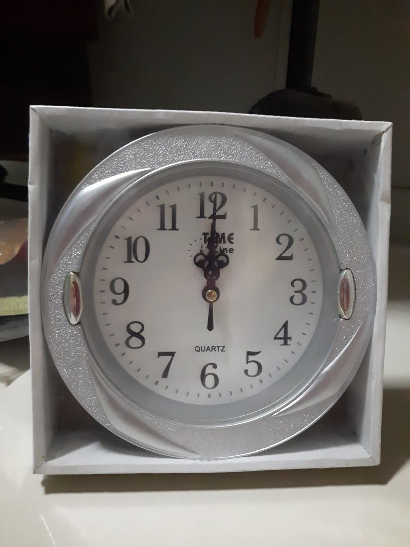 Wall clock