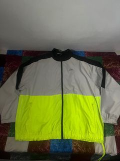 (Kategori: ) berada di . Dikirim oleh galigongli98_ (ID iklan 1340490057, Gambar 1). Deskripsi: .