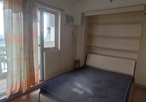 (Category: ) located in . Submitted by buenamano.foreclosed (Listing ID 1340736696, Image 1). Description: .