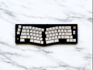 (Category: ) located in . Submitted by haokeyboard (Listing ID 1340693544, Image 1). Description: .