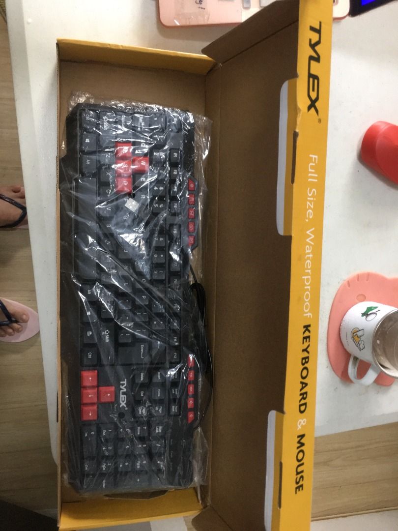 ❤️ Negotiable! TYLEX Full Sized Waterproof Keyboard (Category: Computer Keyboard) located in Quezon City. Submitted by creativejoyusajp (Listing ID 1340725788, Image 3). Description: 🏷️Sale Price: P821.21 💰Orig Price: P2,299 🚨Amazing Deal! 🚨Everything must go ➡️Mouse included ✅️Brand: TYLEX ✅️Type: Full-size keyboard ✅️Features: Waterproof design ✅️Keyboard Design: Standard layout with red-highlighted keys for ✅️functionality or gaming emphas