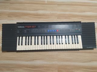 Affordable Yamaha PSR-27 Keyboard 😍🫰 49 keys