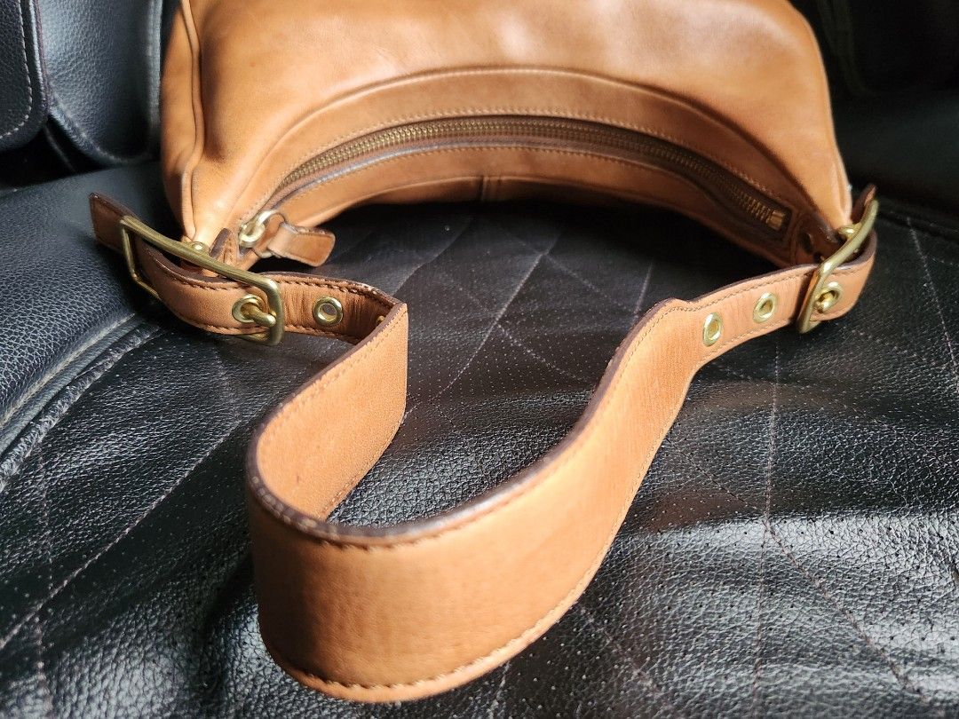 SALE Auth Vintage Coach Zoe Legacy West Hobo 9342 Shoulder Bag in SALE Auth Vintage Coach Zoe Legacy West Hobo 9342 Shoulder Bag in