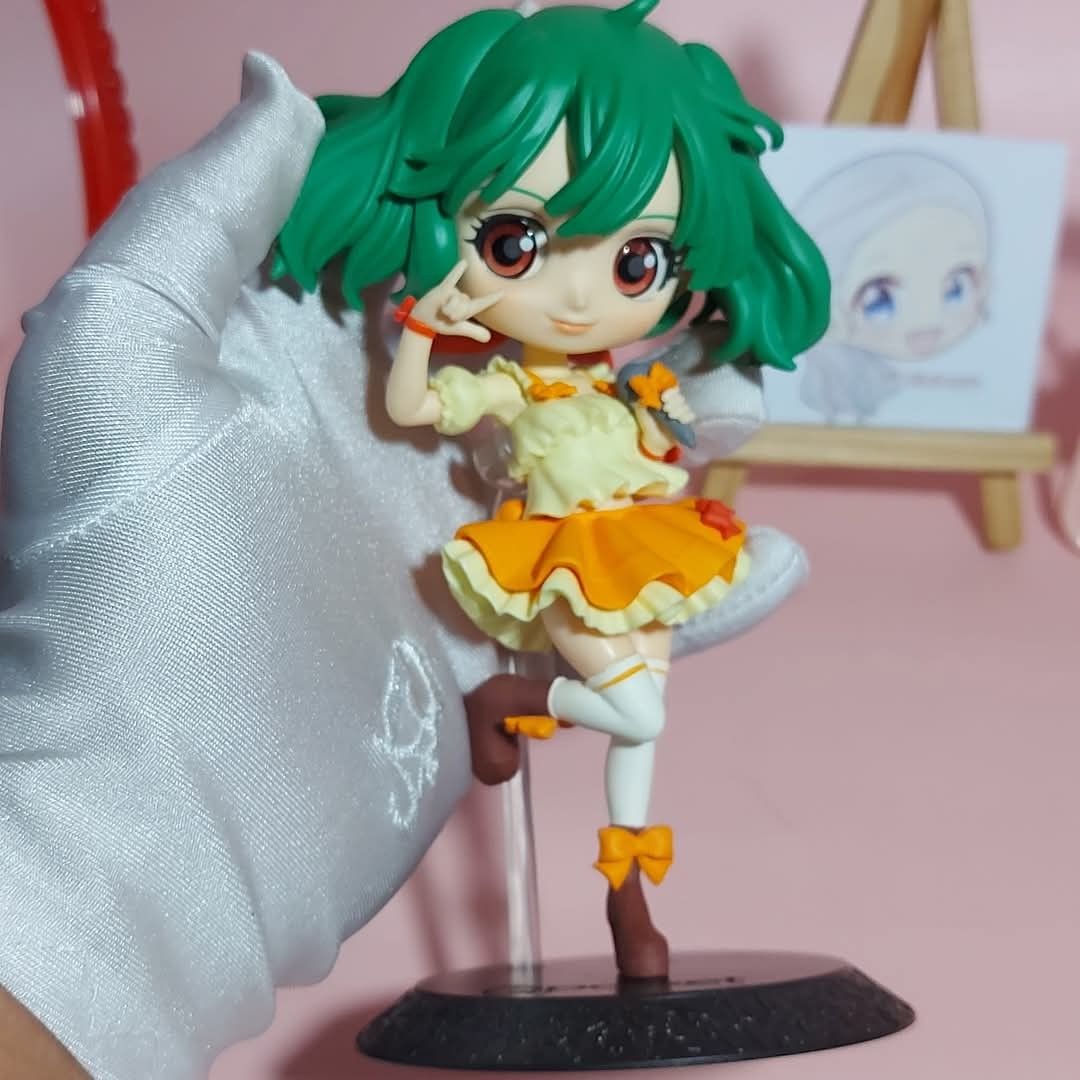 Bandai Spirits Q Posket Ranka Lee Macross F Ranka Lee — Mini Chibi Toy Figure — Anime Manga Collectible (Category: Figurines & Statues) located in Apalit. Submitted by lubdubshoppe (Listing ID 1340843421, Image 2). Description: ‼️889 ❤️‍🔥 🅿🅻🅴🅰🆂🅴 🅼🅰🅺🅴 🆁🅴🅰🅳🅸🅽🅶 🅰 🅷🅰🅱🅸🆃 to avoid sending questions in which answers are already posted on the listing; and to save both of our precious time as well ❤️‍🔥 ✔Item(s) is (are) onhand and