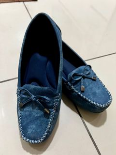 (Category: ) located in . Submitted by ddnadirah (Listing ID 1340791447, Image 1). Description: .
