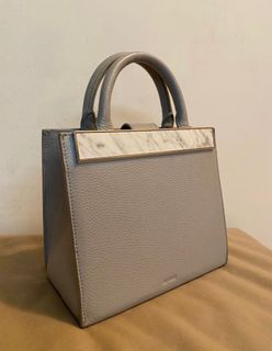 （分類：）位於 。 由 colour_dolphin 提交（商品編號 1340754783，圖片 1）。簡介： 。