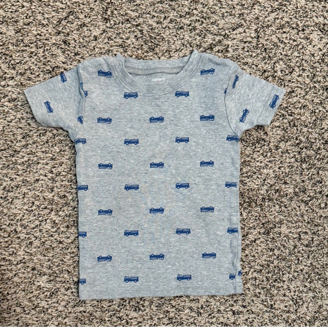 Carter’s pajama set 3T (Category: Babies & Kids Fashion) located in Cavite. Submitted by fordeclutter (Listing ID 1340673781, Image 2). Description: No flaws.
