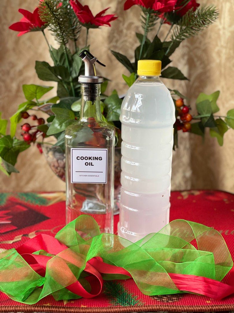 Condiments glass bottle (Category: Other Kitchenware & Tableware) located in Pasig City. Submitted by mikosato (Listing ID 1340691378, Image 2). Description: For sale Condiments glass bottle 750 mL With stopper Water proof labels Perfect gift 200/set 60/bottle lavel of you choice Cooking oil Soy sauce Fish sauce Vinegar Pasig area plus ship Lala move/grab Thanks .
