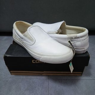 (Category: ) located in . Submitted by kobs.apparel (Listing ID 1340821484, Image 1). Description: .