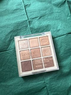 （分類：）位於 。 由 min_hhuk 提交（商品編號 1340687233，圖片 1）。簡介： 。