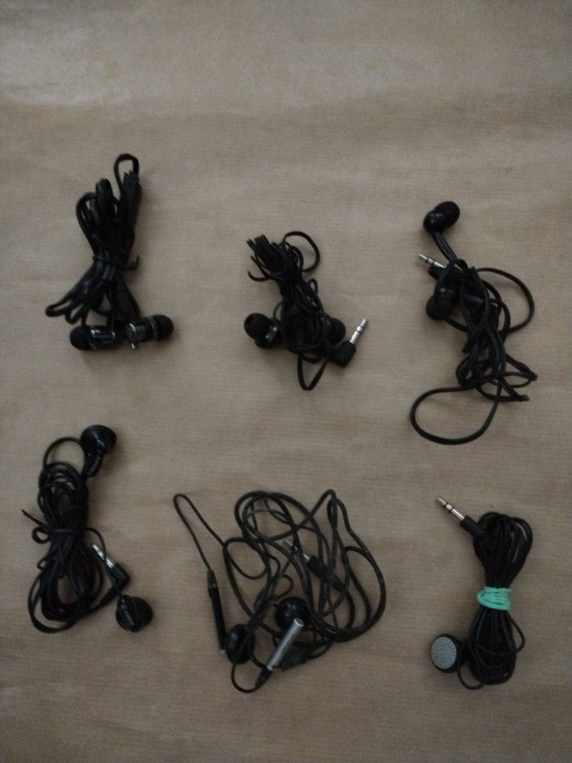 Ear Headphones65561840691202110