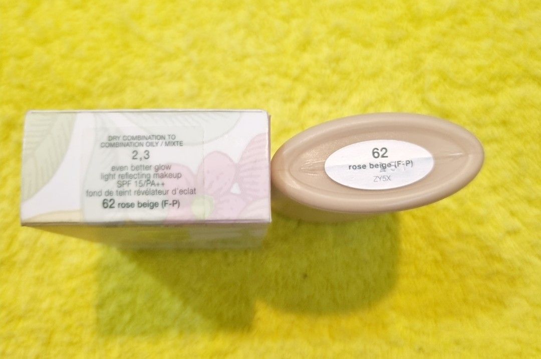 EVEN BETTER GLOW LIGHT REFLECTING MAKEUP (Category: Makeup) located in Manila. Submitted by luxeclassyshop (Listing ID 1340788944, Image 2). Description: EVEN BETTER GLOW LIGHT REFLECTING MAKEUP 30ml SHADE: 62 ROSE BEIGE 66 TRUE BEIGE .