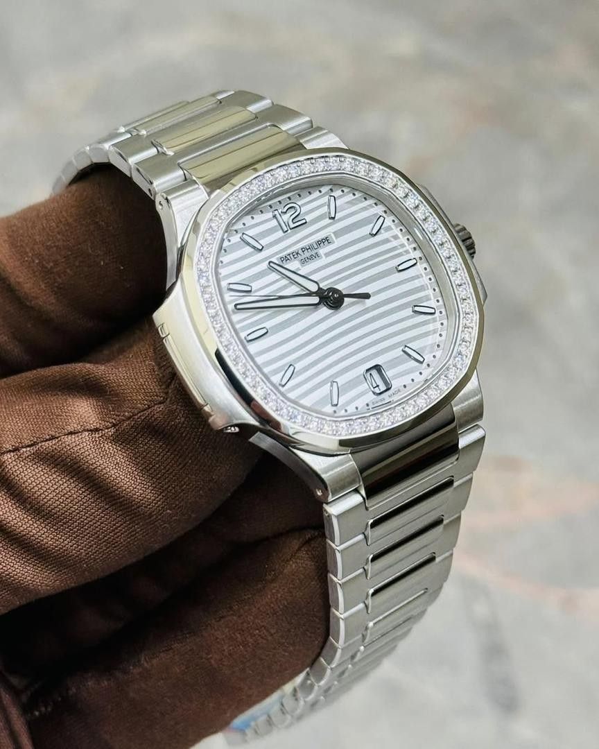 Patek philippe stock price deals