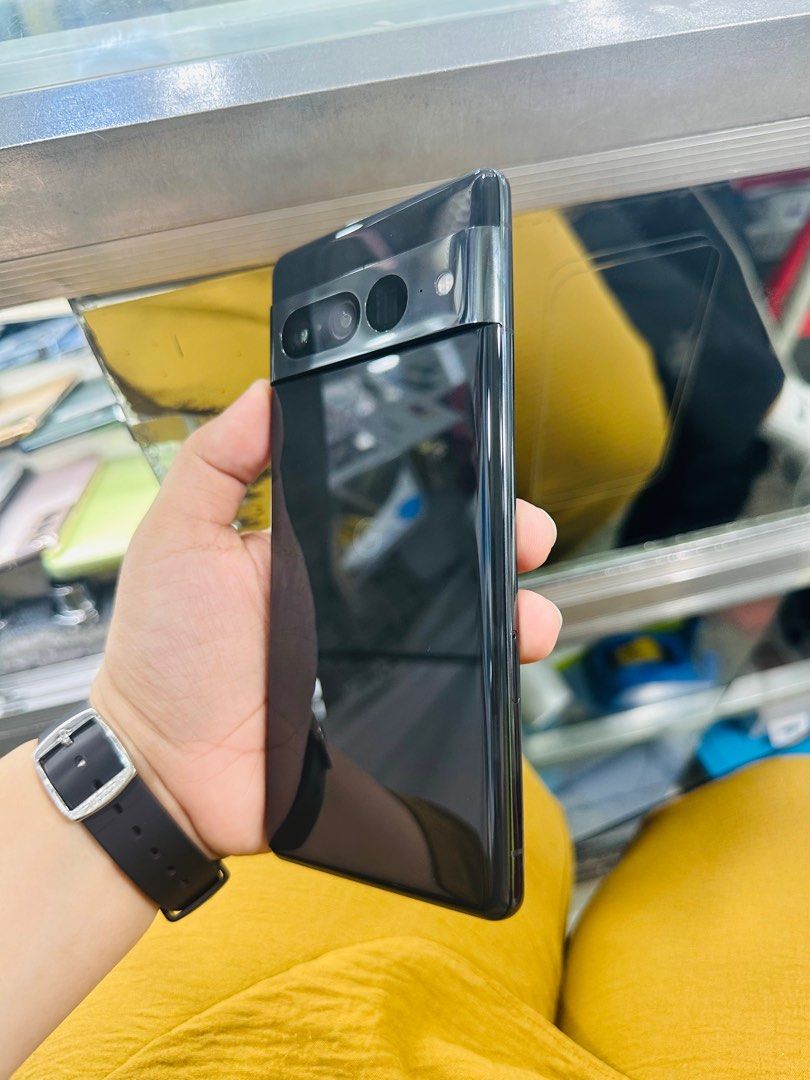 Google Pixel 7 Pro 128gb US FU (Category: Google Pixel) located in San Juan City. Submitted by javedsgadgetshop (Listing ID 1340834348, Image 2). Description: OPEN FOR INSTALLMENT VIA CREDIT CARD/GGIVES/SPAY/BILLEASE & SWAP/TRADE-IN! BUY AND SELL! Quick Specs : Google Pixel 7 Pro •128gb •US Variant •Good batt health •Factory Unlock •95% Smoothness •No hidden issue | No Repaired •100% Authentic | Not Refurbished •w/ OEM Charger & store warranty ❣️