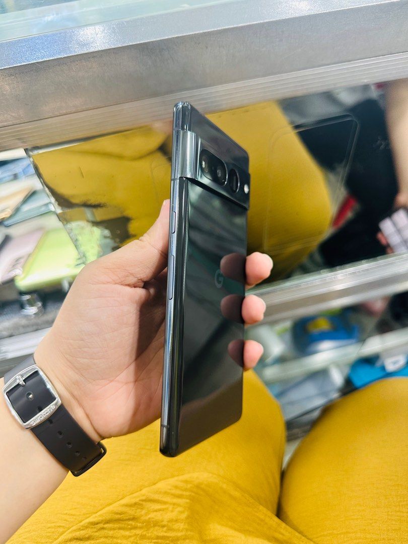 Google Pixel 7 Pro 128gb US FU (Category: Google Pixel) located in San Juan City. Submitted by javedsgadgetshop (Listing ID 1340834348, Image 3). Description: OPEN FOR INSTALLMENT VIA CREDIT CARD/GGIVES/SPAY/BILLEASE & SWAP/TRADE-IN! BUY AND SELL! Quick Specs : Google Pixel 7 Pro •128gb •US Variant •Good batt health •Factory Unlock •95% Smoothness •No hidden issue | No Repaired •100% Authentic | Not Refurbished •w/ OEM Charger & store warranty ❣️