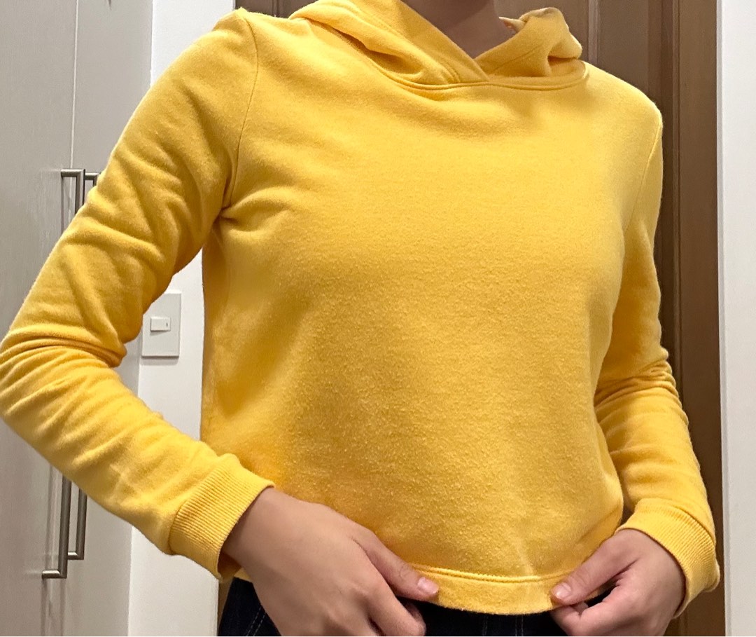 H&m yellow cropped hoodie on sale