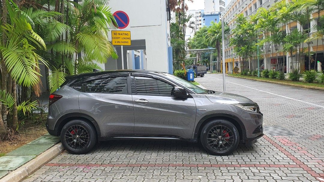 Honda Vezel Hybrid 1.5 X [2018 FL] (A) (Category: Used Cars) located in Singapore. Submitted by olaholah (Listing ID 1340807639, Image 2). Description: .