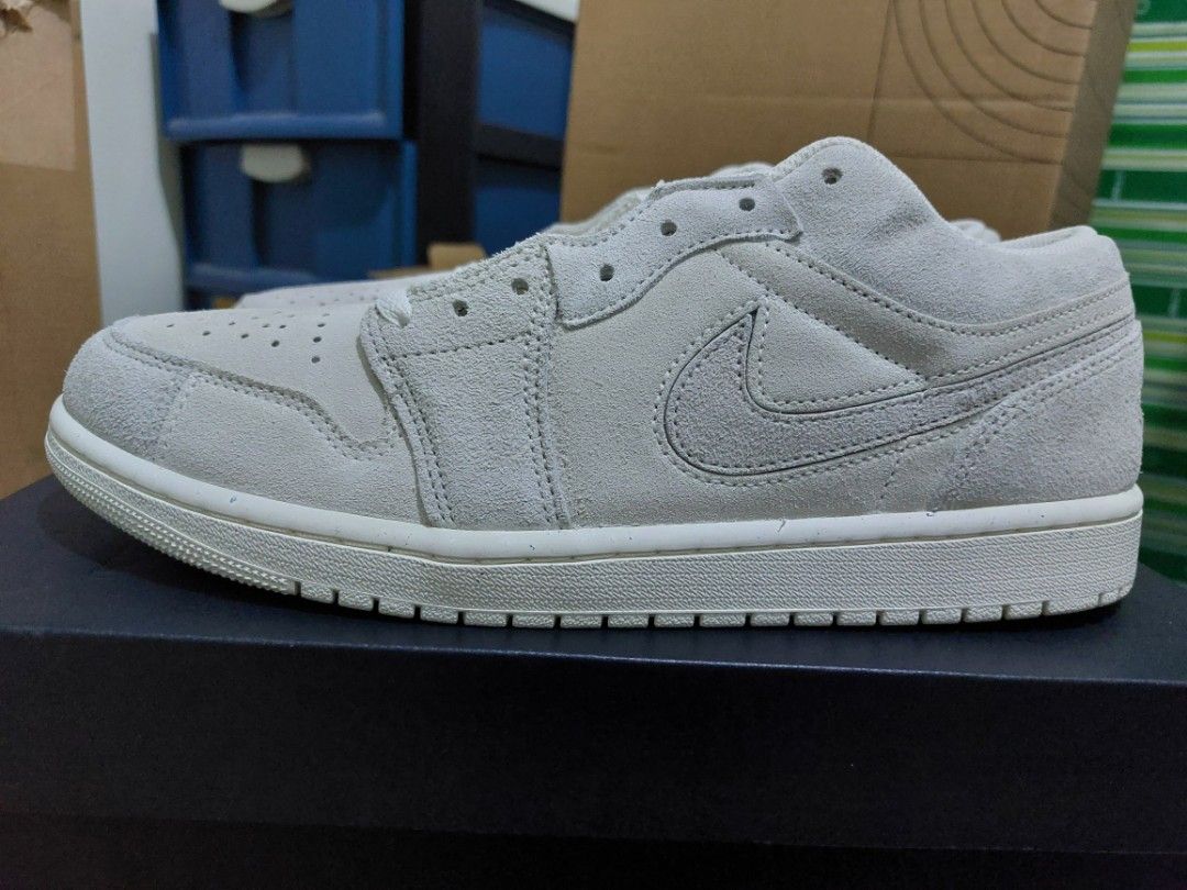 Jordan 1 Low SE Craft (Category: Sneakers) located in Mariveles. Submitted by mcvon (Listing ID 1340828752, Image 2). Description: For sale!!! jordan 1 low SE craft Sz.11.