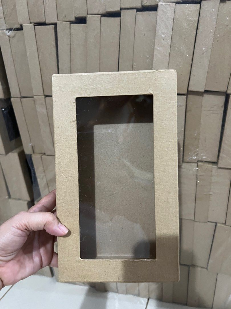 KRAFT Acetate boxes ONHAND (Category: Announcements) located in Muntinlupa City. Submitted by 13gracious (Listing ID 1340757485, Image 1). Description: Kraft box w acetate 225 pcs available Size: 23 cms x 13 x 6cms Perfect for christmas giveaway .