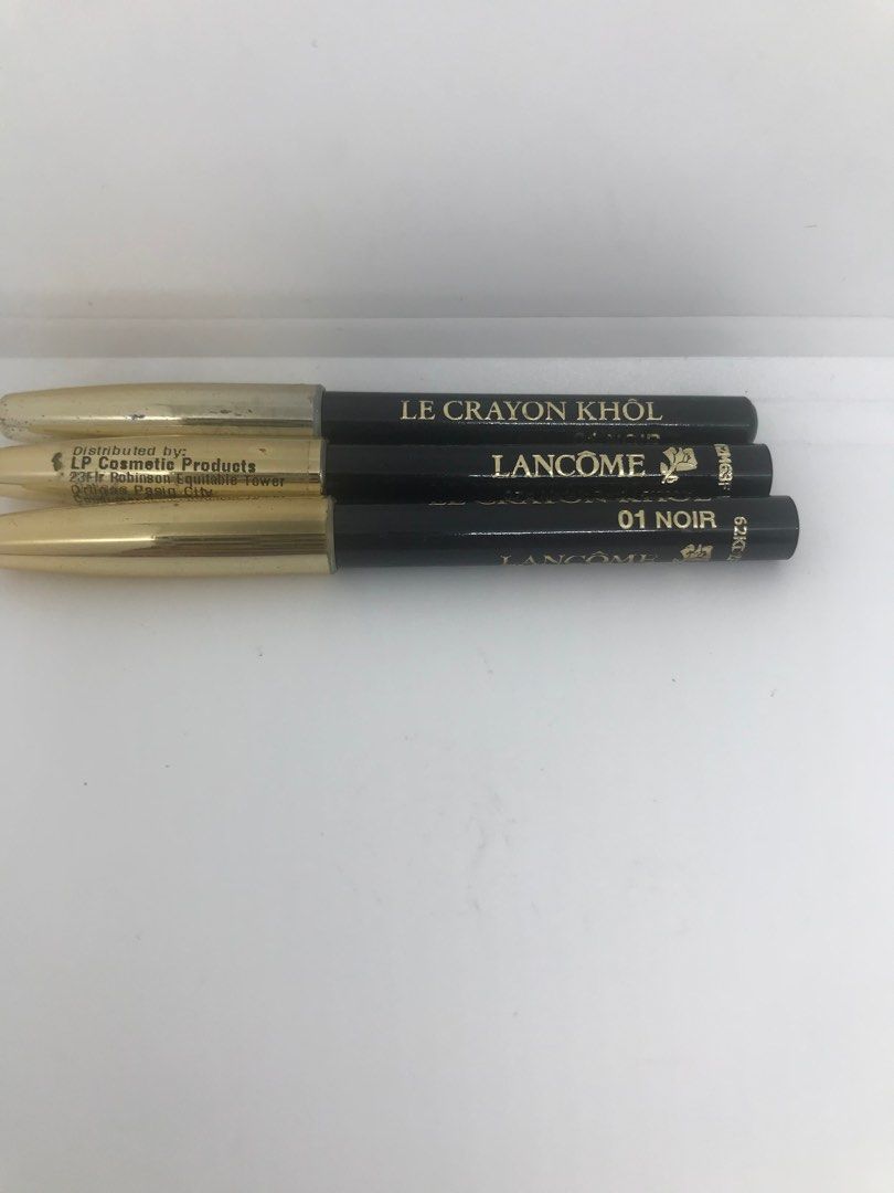 Lancome Le Crayon Khol Mini 01 Noir (Category: Makeup) located in Quezon City. Submitted by currency27 (Listing ID 1340837371, Image 1). Description: 310 Each Shades: 01 Noir 1 Available 2 sold Create a sensual, intense eye look with ease. This smudgy, creamy-smooth eye pencil delivers a dose of decadent color that glides on effortlessly and blends beautifully. In an instant, eyes are perfectly lined, defined and contoured for a smoldering effect