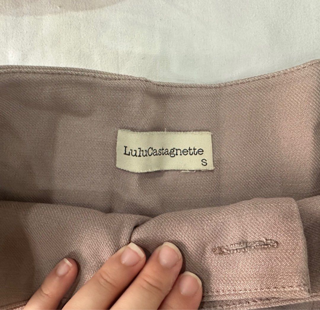 Mauve Lulu Castagnette Shorts (Category: Shorts) located in Marikina City. Submitted by retailr (Listing ID 1340719444, Image 3). Description: Mauve Lulu Castagnette Shorts - staple wardrobe piece for our tropical weather! - cute little button detail for the logo Size: S RFS: Too Small .