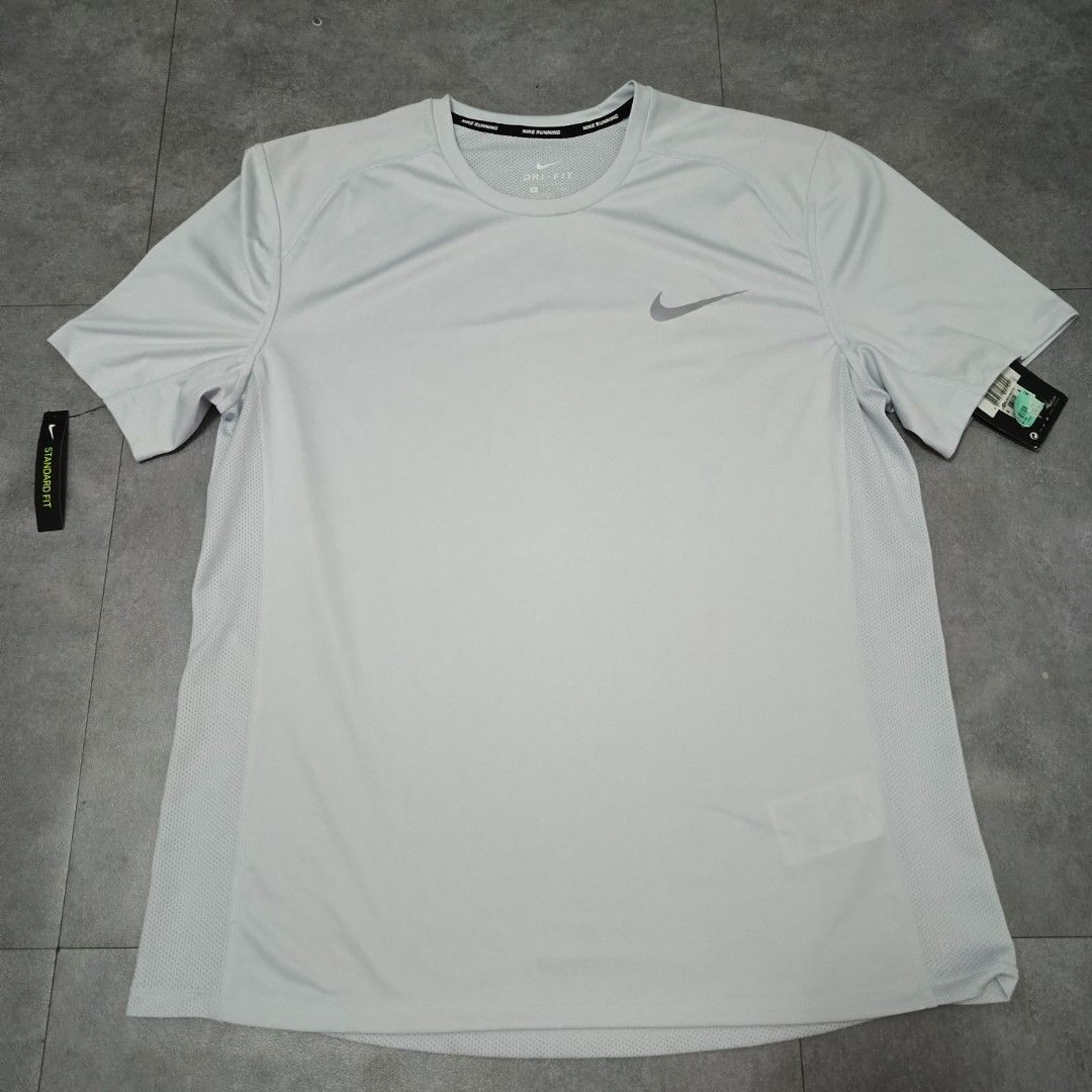 Nike Dri fit RUNNING Shirt (Category: Tshirts & Polo Shirts ) located in Rizal. Submitted by kobs.apparel (Listing ID 1340828998, Image 2). Description: 💯Brandnew & Authentic 🔖Nike Dri fit RUNNING Shirt 📏Size: XL Width : 19inches length : 27 inches color rate: 10/10 ✅Below SRP 🚫BEFORE: P1,395 🔥NOW: P780 ⚠️Payment first 3x 💵money back guarantee if proven fake 📨DM for details/orders & inquiries... 💰MOP 💳Gcash 🏦Sea Bank Transfer 🛵COD VIA 