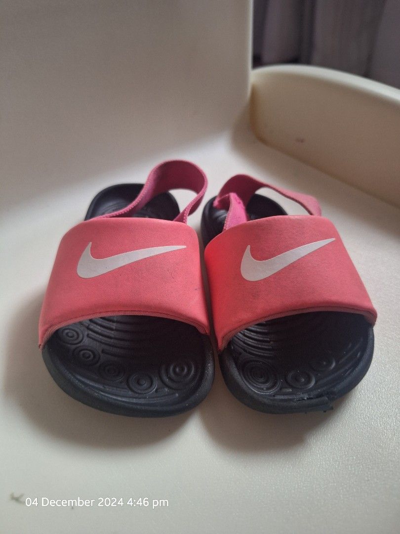 Nike Kawa in Pink (Category: Babies & Kids Fashion) located in Candaba. Submitted by bibiboop (Listing ID 1340834840, Image 2). Description: For first buyer who acquires 1500 worth products..