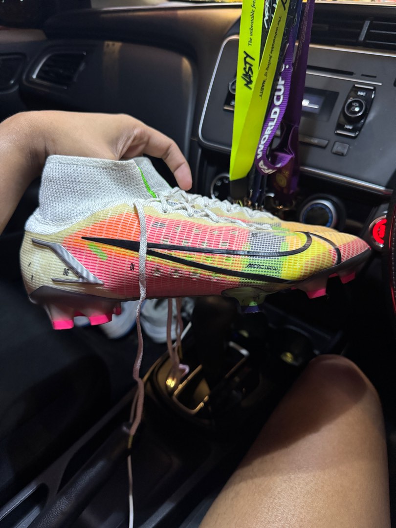 mercurial superfly dragonfly