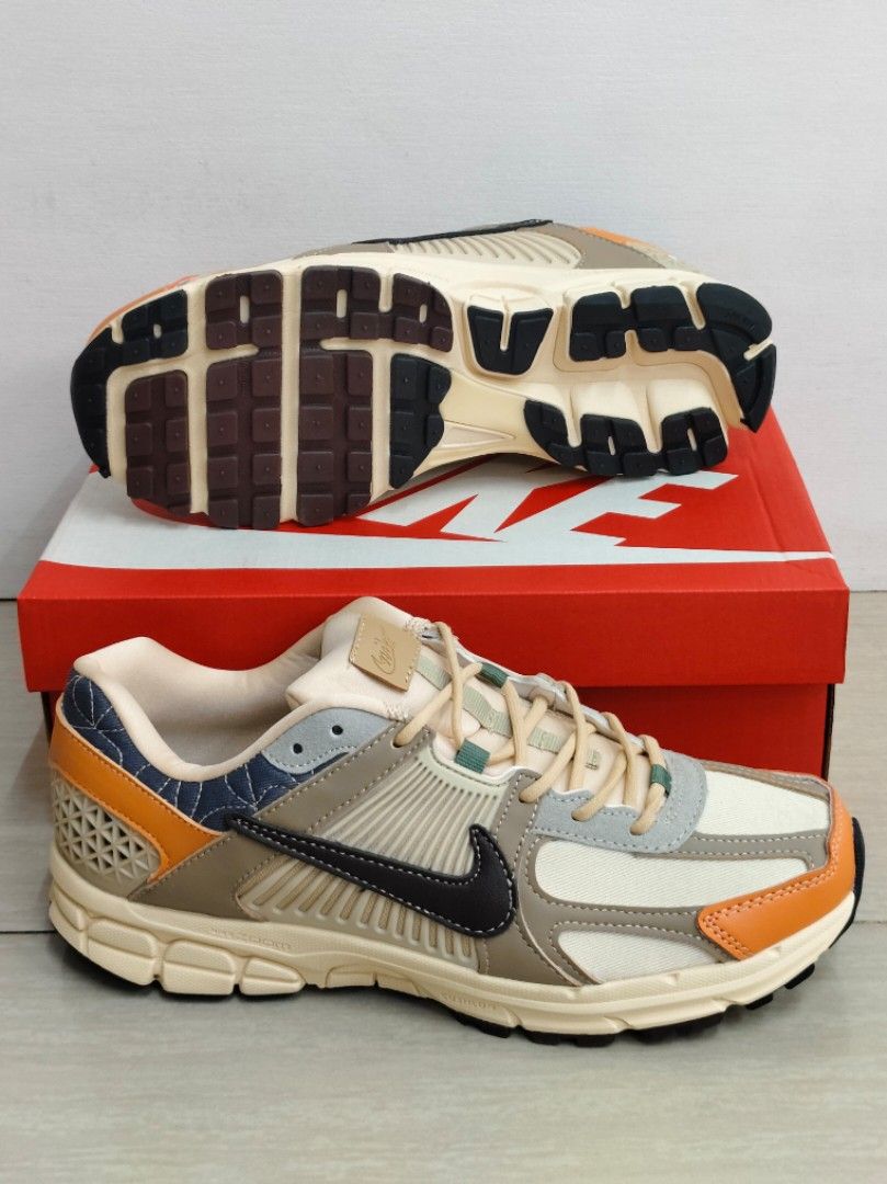 Nike Zoom Vomero 5 "Sashiko" (Category: Sneakers) located in Makati City. Submitted by christian148737 (Listing ID 1340770356, Image 1). Description: Grab your's now!! couple shoes!! Just pm,me for more details ☑️ All sizes are available ☑️ Women size 36 37 38 39 40 ☑️ Men size 40 41 42 43 44 45 ☑️We ship via lalamove manila area only for outside manila through LBC courier will do. Dont hesitate, Ask me with your concerns. I'll be right away. Tha