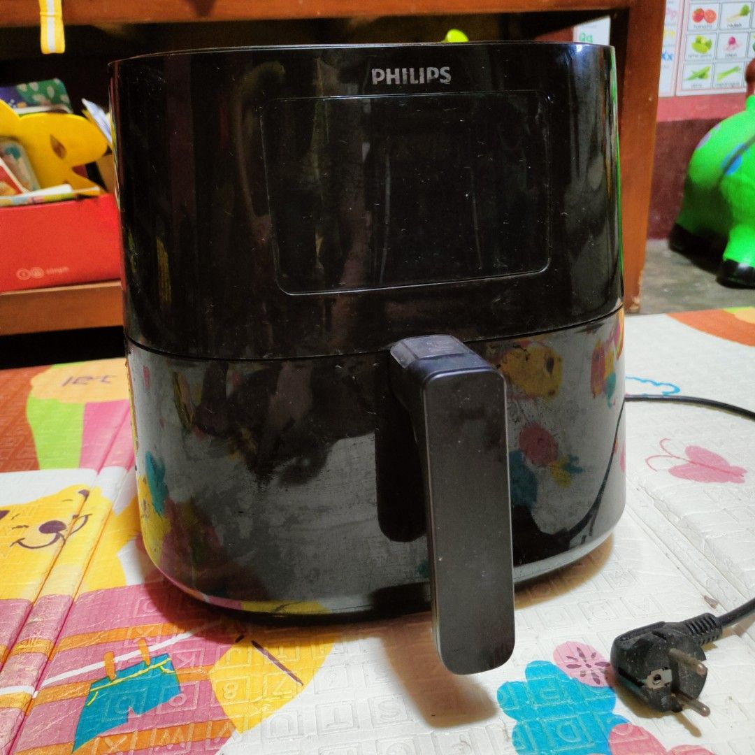 Philips Air Fryer (Category: Fryers) located in Santiago. Submitted by diannegran. (Listing ID 1340721761, Image 1). Description: PHILIPS Air Fryer - Issue May sign of usage - Working Well pwede mag luto ng fried chicken, liempo, fries and many more without oil very good sa mga healthy living Location: Ramon Isabela MOP - GCash Delivery Options Pick Up (Raniag Elementary School Only) Meet Up(Raniag Elementary School Only) Payment First COD - FLAS