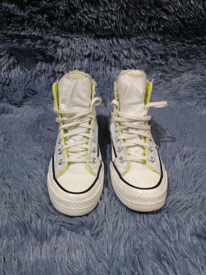 Pre-loved Chuck 70 Hacked Heel Hi (Category: Sneakers) located in Manila. Submitted by thechecklistph (Listing ID 1340791838, Image 2). Description: Pre-loved Chuck 70 Hacked Heel Hi White/Laser Lemon/Egret P1100 Size: EU 37.5 UK 5 24cm Lightly used With Box Pick up or shipping shouldered by buyer.