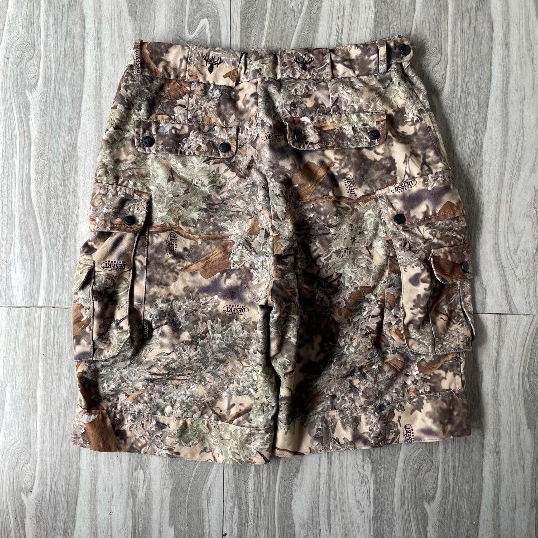 Realtree Cargo Jorts (Category: Shorts) located in Quezon City. Submitted by dyeworm2k (Listing ID 1340824464, Image 2). Description: Realtree Cargo Jorts Size 34 Length 23 Leg Opening 12 Excellent Condition (as new) 950💵 Quezon City📍.