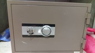 (Category: ) located in . Submitted by greencity28 (Listing ID 1340751124, Image 1). Description: .