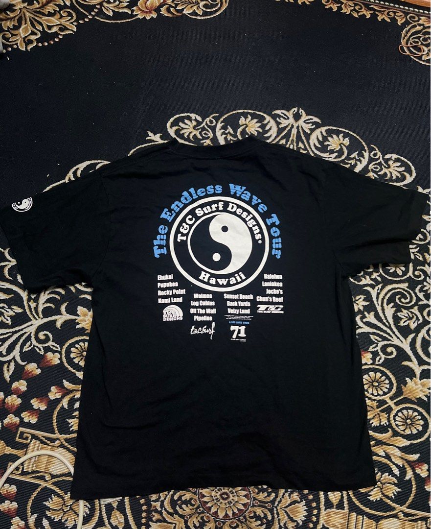 T&C TEE (Category: Activewear) located in Kuala Lumpur. Submitted by luyipreloved (Listing ID 1340831785, Image 2). Description: pit 19 labuh 25.