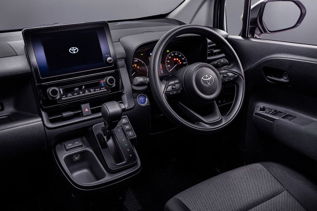 Toyota Sienta 1.5G Hybrid62872682276865113