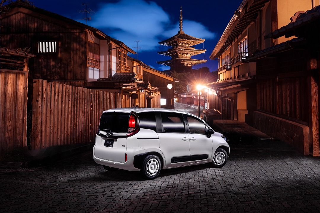 Toyota Sienta 1.5G Hybrid62872682276865111