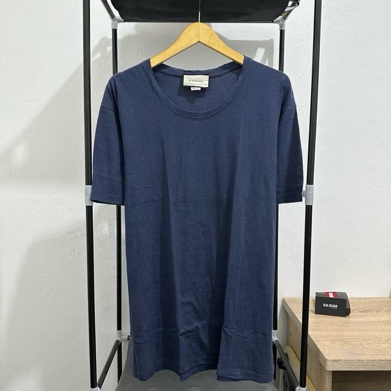 Gucci ripped t shirt best sale