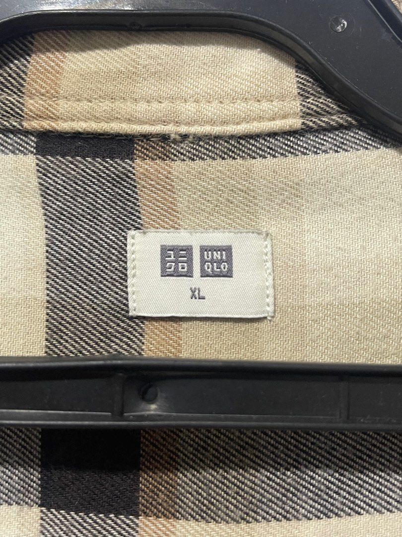 Uniqlo Flannel (Category: Longsleeves) located in Cavite. Submitted by mxdesiree (Listing ID 1340738437, Image 2). Description: 💕🩷 pre loved items 🥰💕 • Uniqlo Flannel • Only used a few times; still in good condition!! • Size: XL • Can send videos • Price still negotiable 😊 • MOP: Gcash • MOD: Lalamove, JNT, JRT Express .