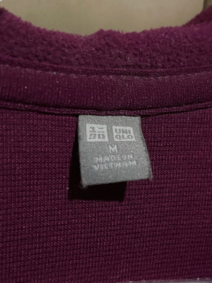 Uniqlo Purple Fleece Jacket (Category: Coats, Jackets and Outerwear) located in Las Pinas. Submitted by clairdelun3 (Listing ID 1340811217, Image 2). Description: .