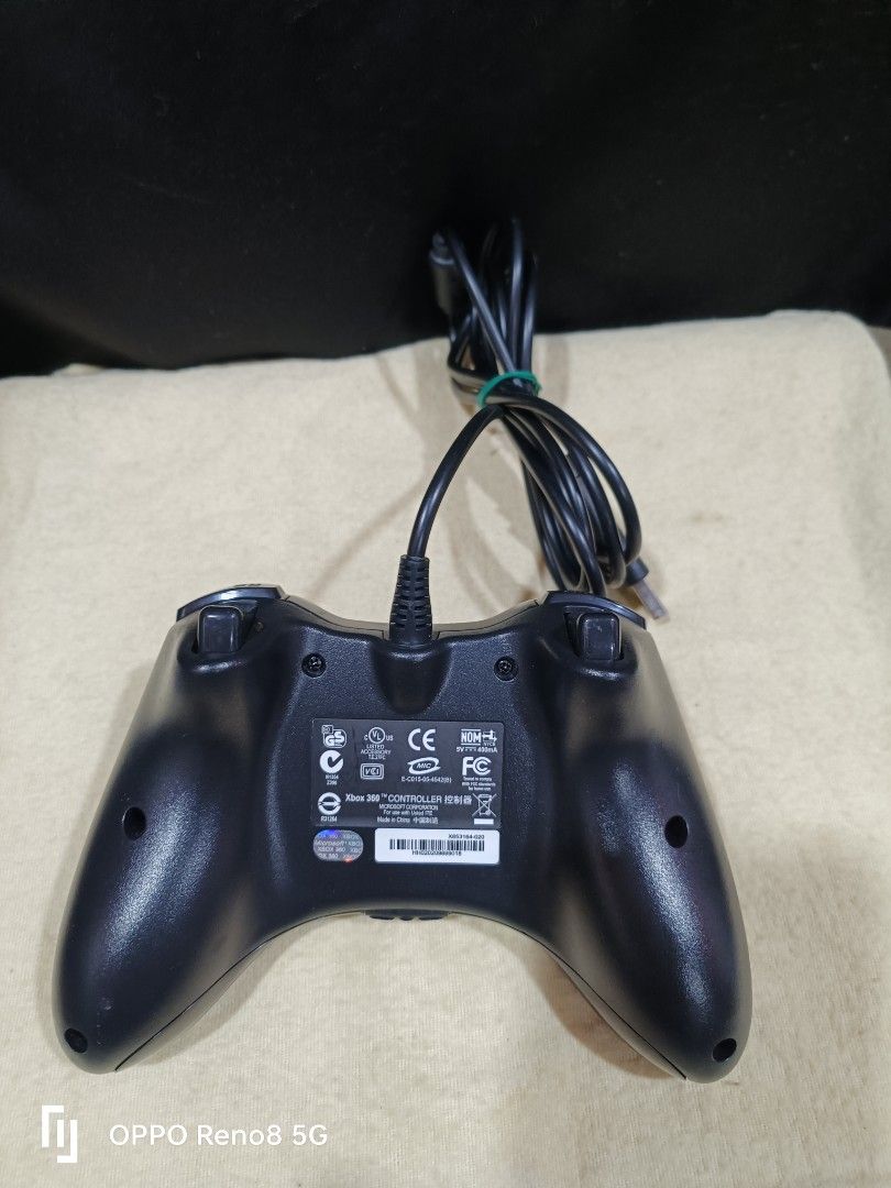 Xbox360 controller USB wired controller (Category: Controllers) located in Rawang. Submitted by vegascool.vp (Listing ID 1340859695, Image 2). Description: Xbox 360 wired controller, untested, selling as it is, condition lightly used.