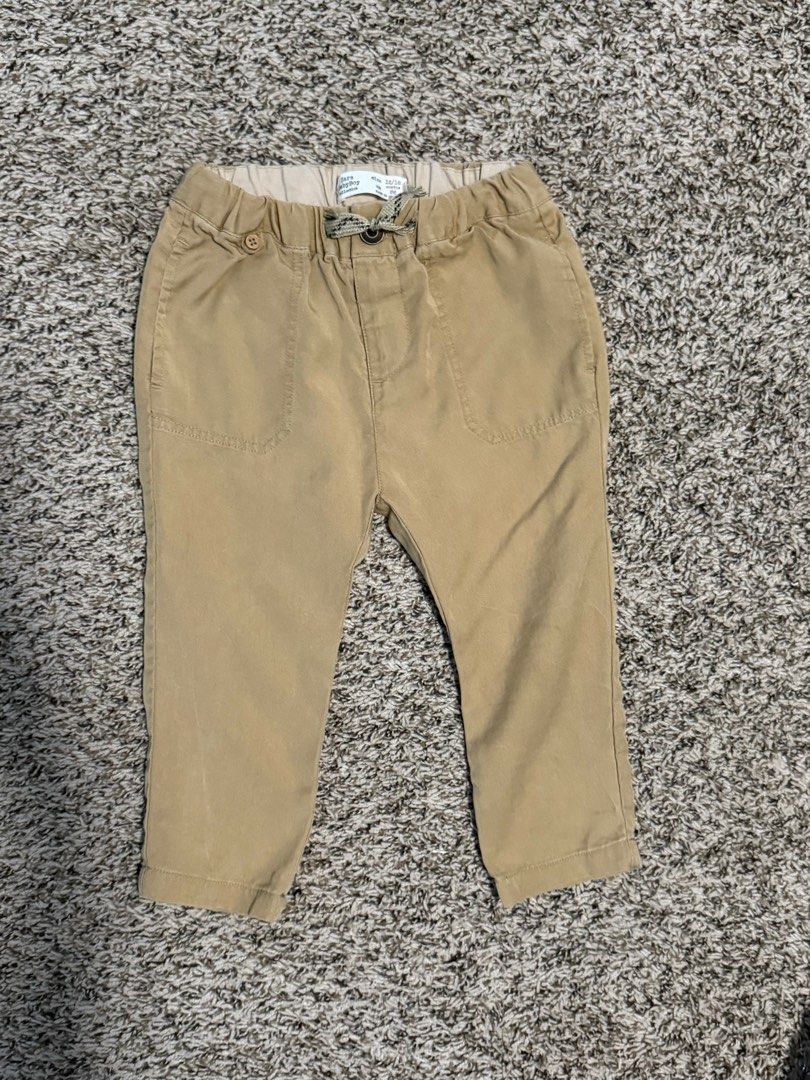 Zara Baby boy pants (Category: Babies & Kids Fashion) located in Cavite. Submitted by fordeclutter (Listing ID 1340675469, Image 2). Description: Size 12/18 months.