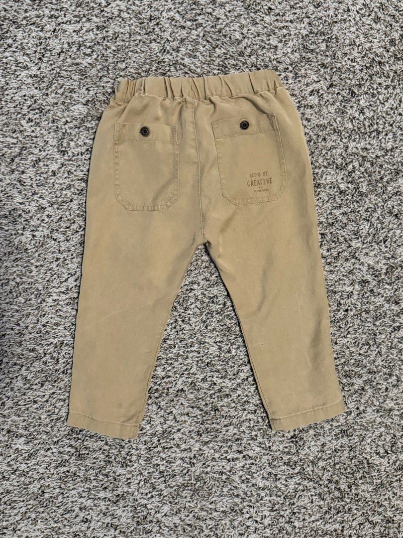 Zara Baby boy pants (Category: Babies & Kids Fashion) located in Cavite. Submitted by fordeclutter (Listing ID 1340675469, Image 3). Description: Size 12/18 months.