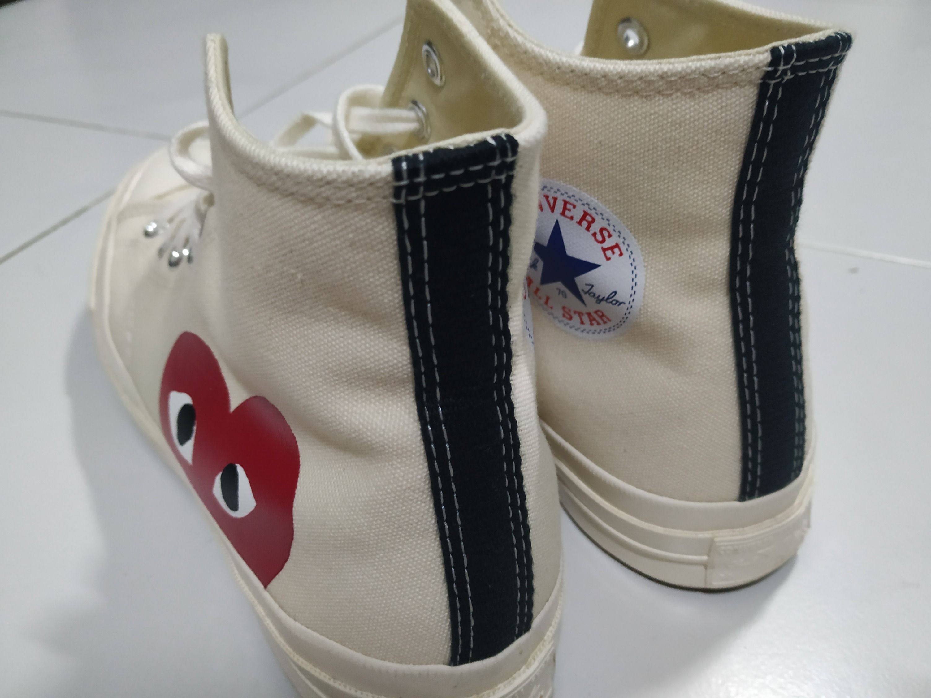 Comme des garcons deals converse authentic