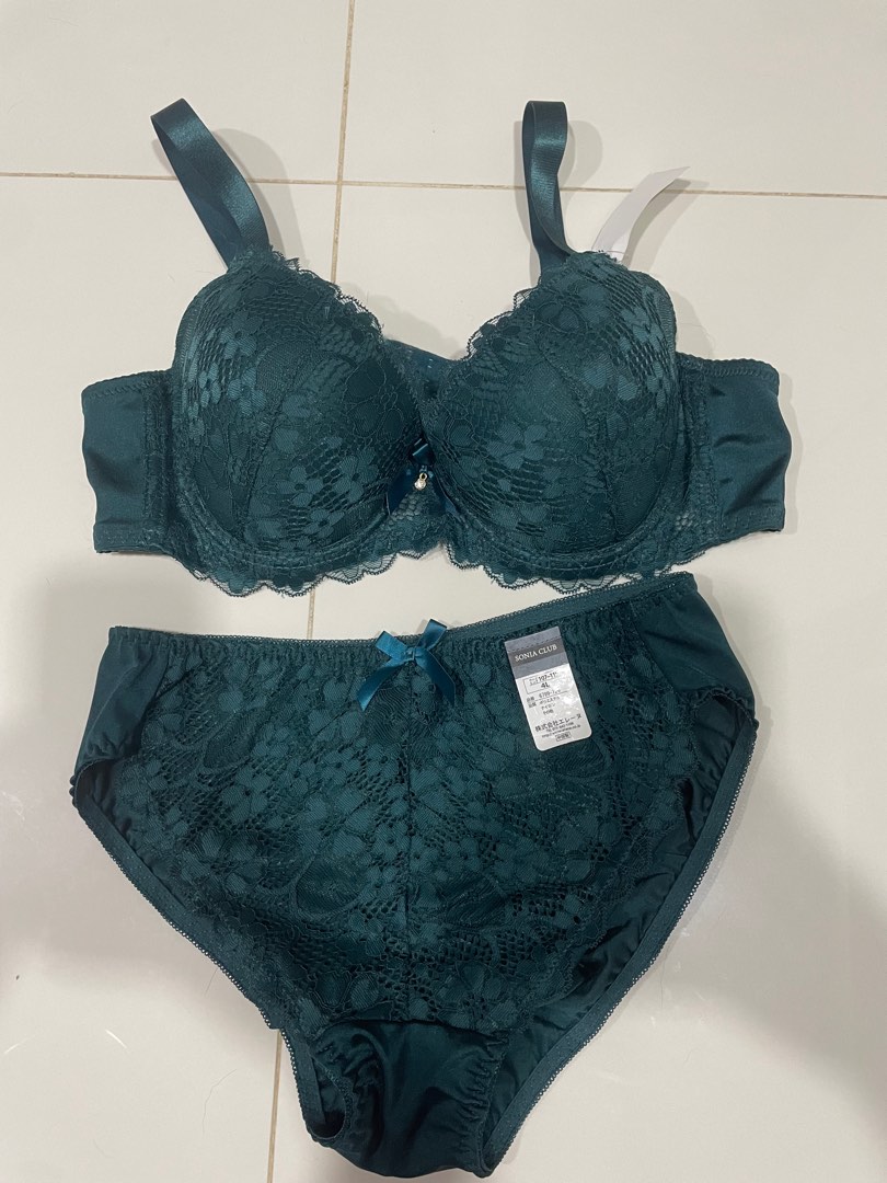 12 pcs 38-40C comfy lace sexy bra lingerie unique silky satin, Women's  Fashion, New Undergarments & Loungewear on Carousell