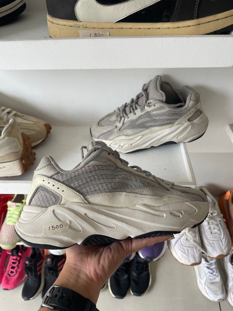 Adidas sales yeezy 1500