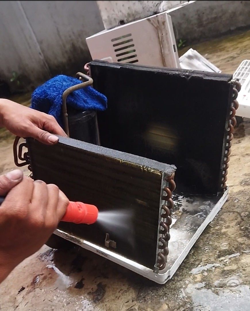 Aircon Cleaning Repair Install Service (Category: Aircon Services) located in Quezon City. Submitted by air_keon (Listing ID 1283464614, Image 2). Description: 💠Airc Airconditioning Service💠 🕳️ Aircon Installation 🕳️Aircon Repair 🕳️Ref and Chiller Repair 🕳️Refrigerant/Freon Charging 🕳️Reprocess 🕳️Cleaning 🕳️Dismantling 🕳️Pulldown Cleaning - we service all around Metro Manila - with service report and warranty 🪩contact us: 💠 0926676107